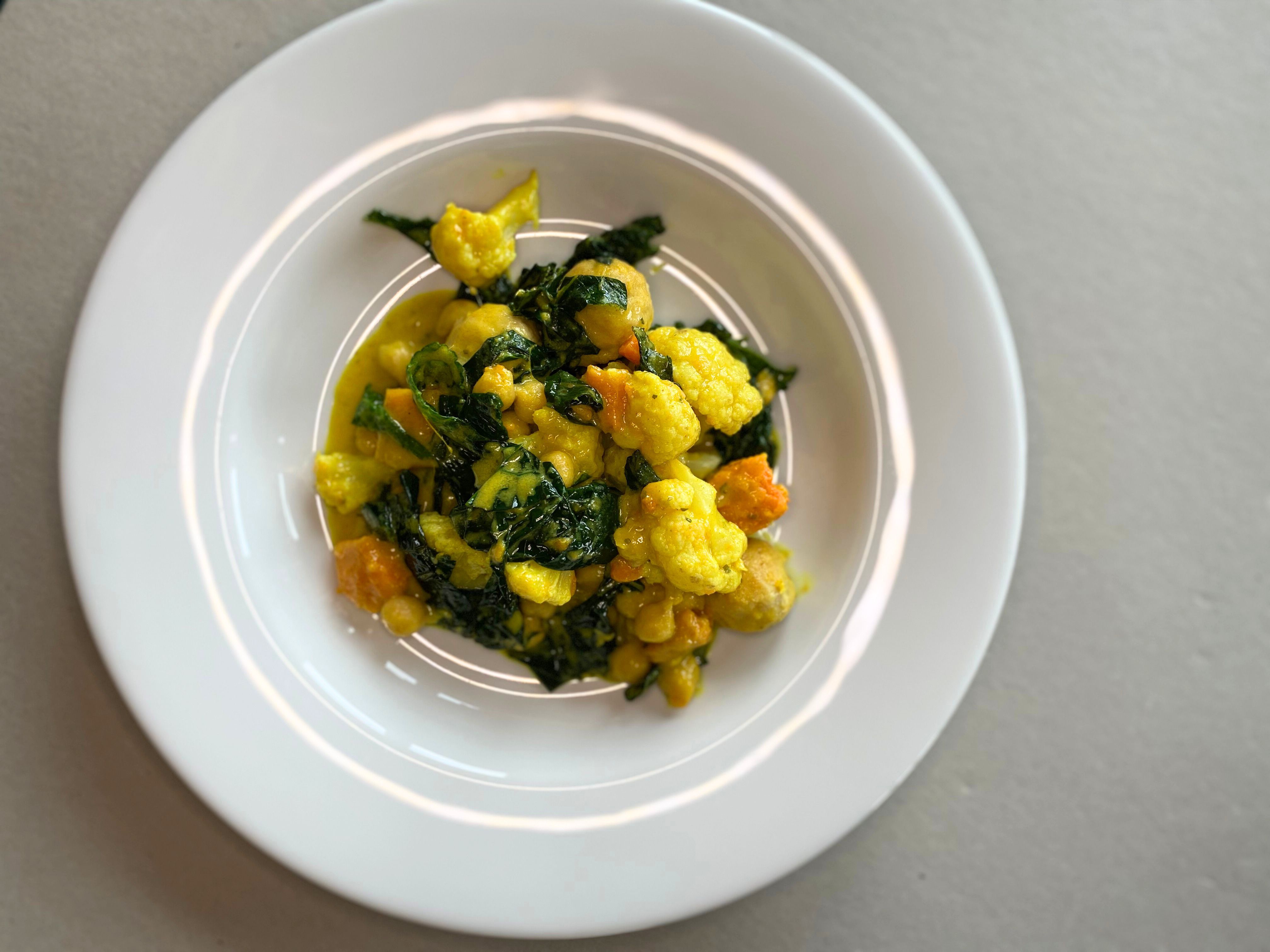 Nutrient-Dense Chicken Coconut Curry with Sweet Potato, Kale & Cauliflower